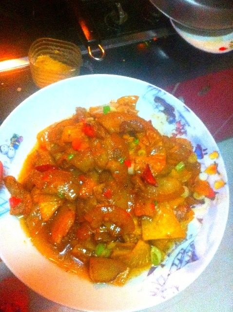 五花肉焖萝卜