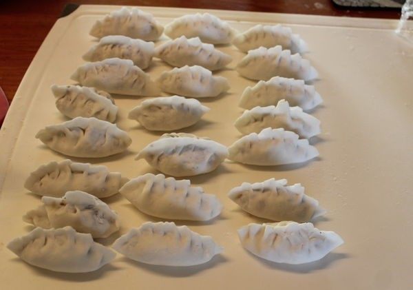 水晶饺,包好,生饺也可以冷冻保存,要吃直接蒸就可以。