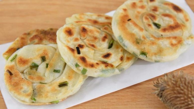 走遍了大半个上海，终于吃到了对味的葱油饼