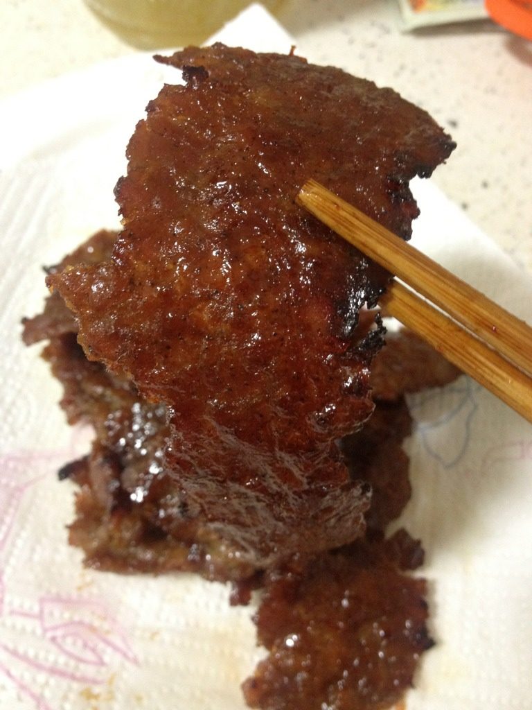 蜜汁猪肉干,自己看着烤吧,大概30分钟一盘。我做了4盘。