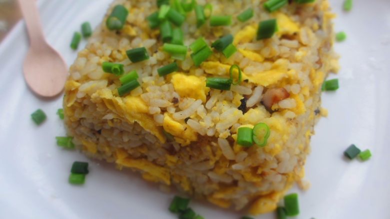 香葱炒饭,大家可以试试看