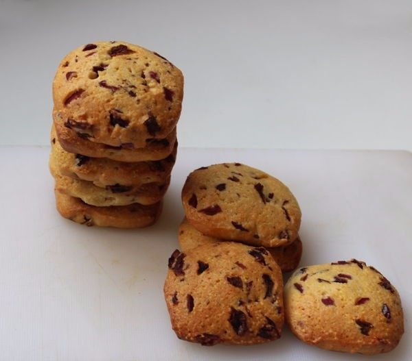 蔓越莓玉米粉饼干 Zaletti,饼干松软,浓郁玉米蛋奶香和酸甜的蔓越莓,好吃。