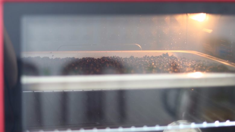 黑芝麻糊,5.进行烘干和烤熟 180度25分钟左右