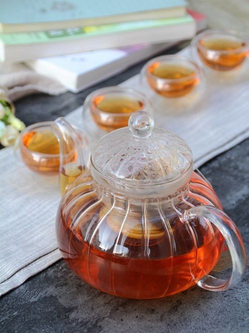 柠檬红茶,是不是很美呢,味道也很美。
