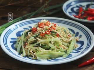 清爽开胃的凉拌鸡丝