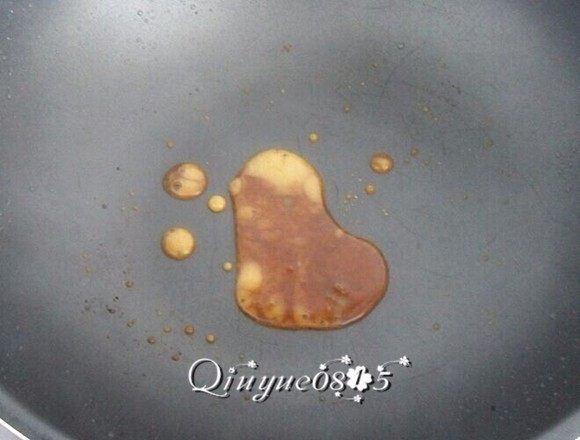 #食二星座#炖牛腩,冰糖放炒锅熔化