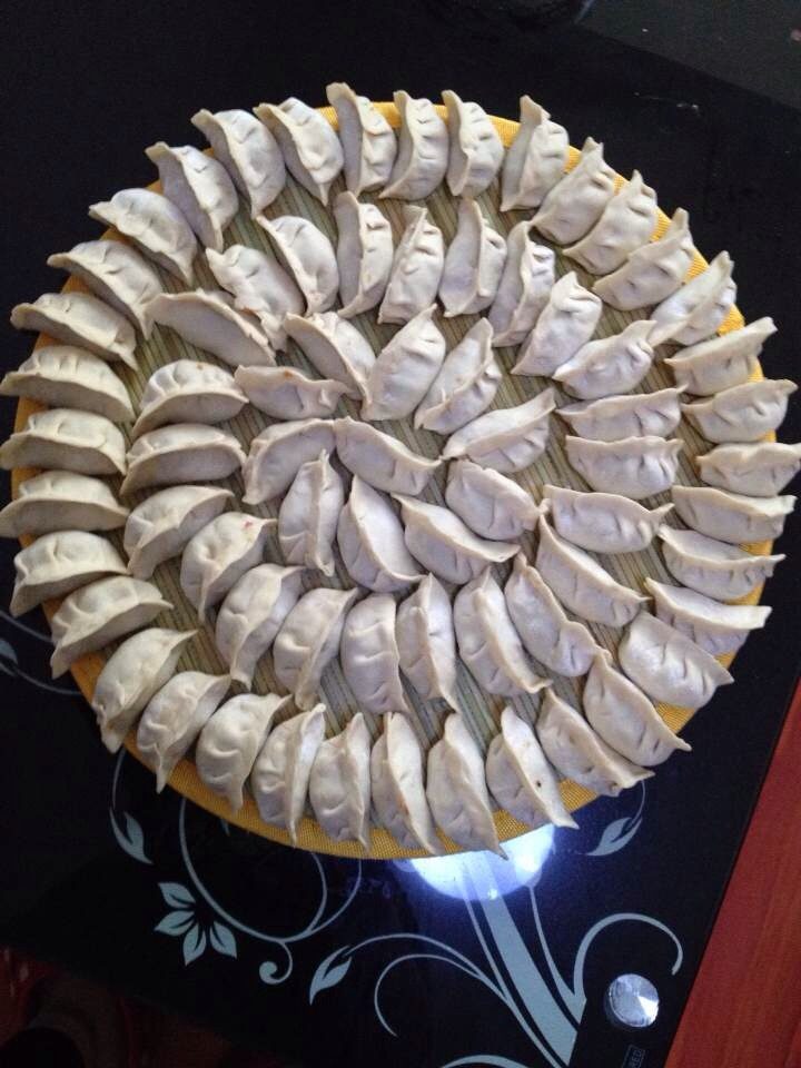 酸菜香菇猪肉饺子