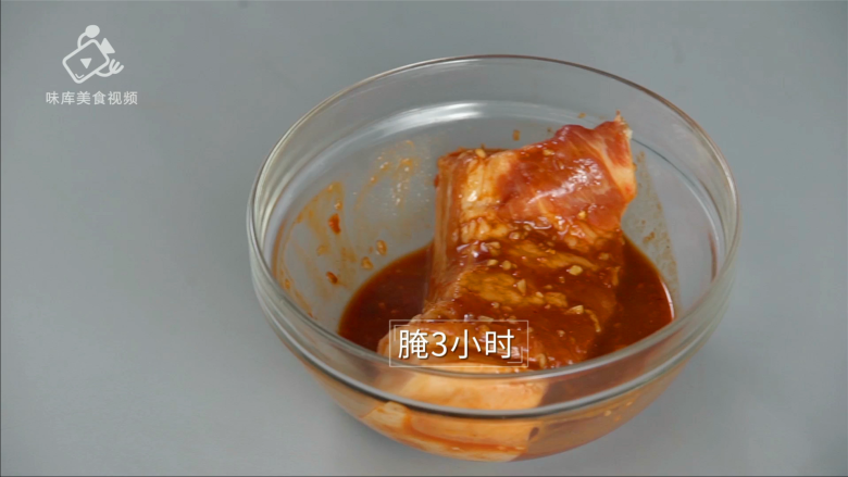 肥而不腻的下饭神器,香烤南乳五花肉,腌制3小时