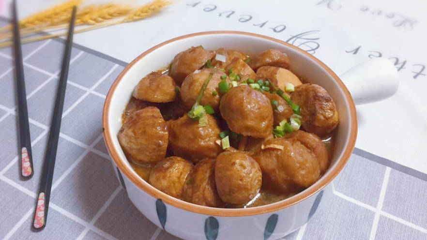 肉丸烧芋头
