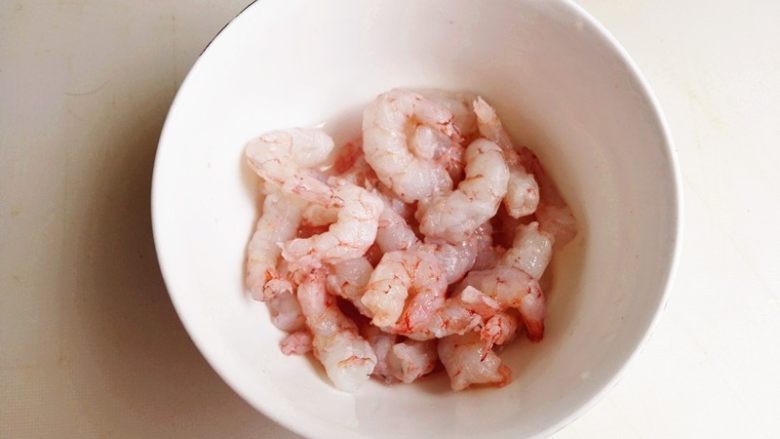 虾仁蔬菜焗饭,虾去壳,