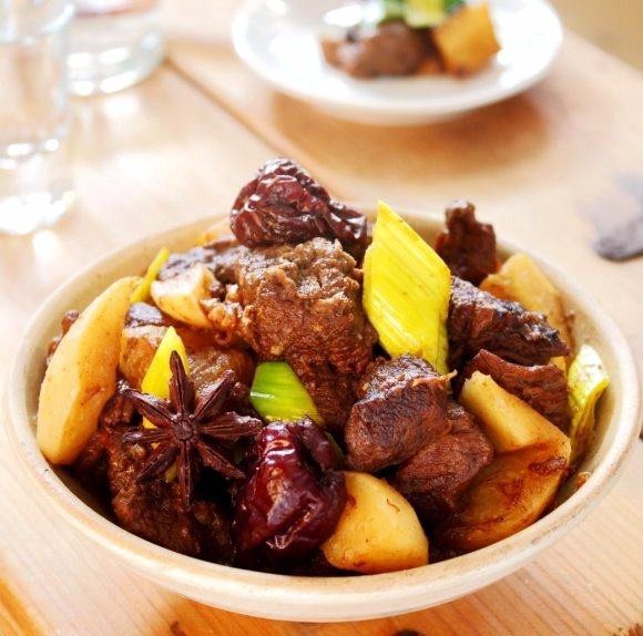 红烧牛肉｜如果方便面里没有肉？