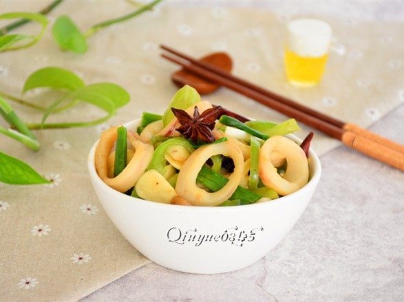 #家常菜大比拼#尖椒炒鱿鱼圈