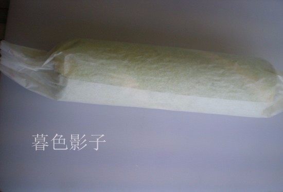 彩条蛋糕卷,现在就OK了,看看是不是很简单滴。