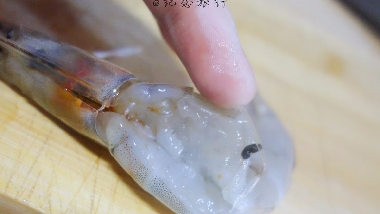 油焖大虾,去虾线