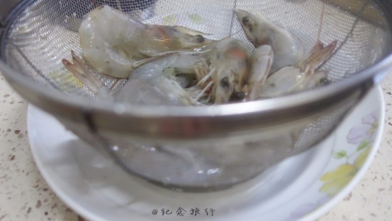 油焖大虾,沥干