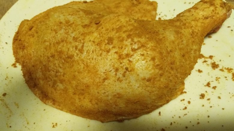 盐焗鸡腿(面包机版),盐焗鸡料抹到鸡腿上