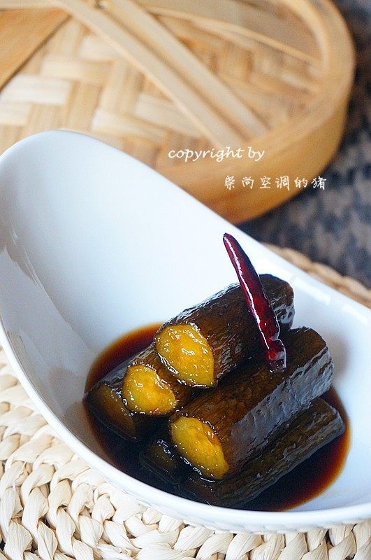自制酱瓜——本帮宴席冷盘开胃首选,放入无水密封罐子封存一天即可食用
