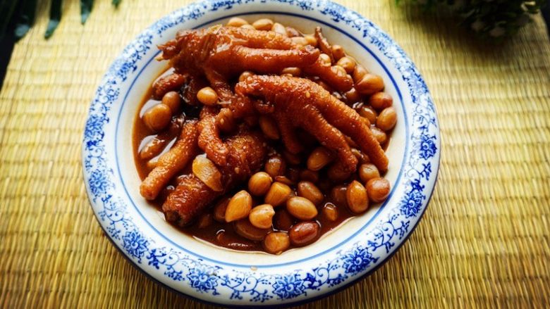 花生凤爪,6.成品出炉，是不是很有食欲呢