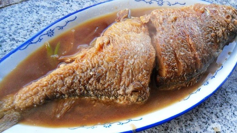 红烧大黄鱼, 出锅装盘