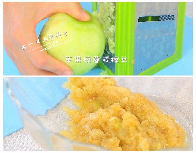苹果核桃全麦软饼,苹果擦蓉或擦丝。
🌻小贴士：苹果擦蓉，一边擦一边有点氧化变色。尽量快一点到下一步。