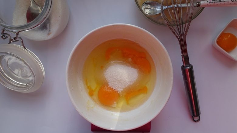 麻薯奶黄酥,<a style='color:red;display:inline-block;' href='/shicai/ 4668'>奶黄馅</a>材料;
