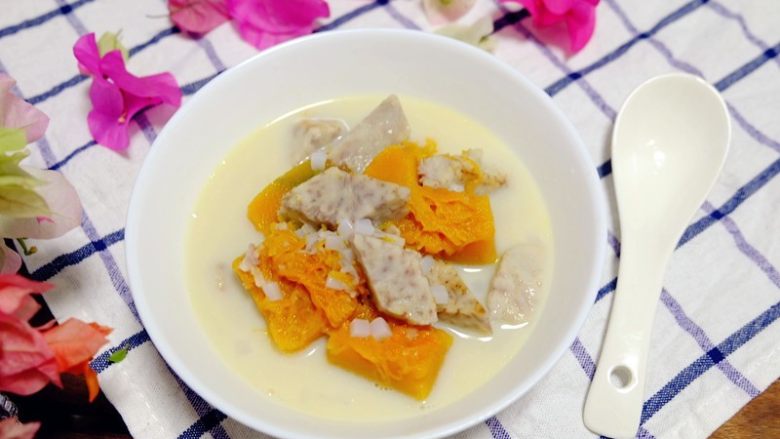 椰奶南瓜香芋煲