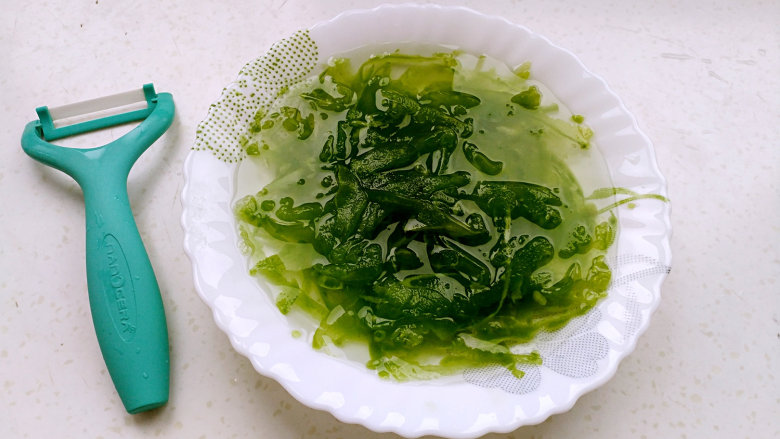 冰糖苦瓜, 脆爽美味下酒菜,餐桌新宠。