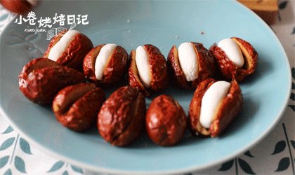 吃一口就会爱上的“心太软”糯米枣,将所有的全部做好,上锅蒸10分钟,蒸至糯米软糯,枣子就算是蒸好了,可以吃了。