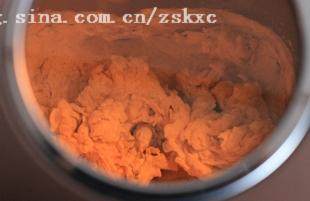 北极虾培根肉酱比萨,启用烤箱和面功能,10分钟一次,2次