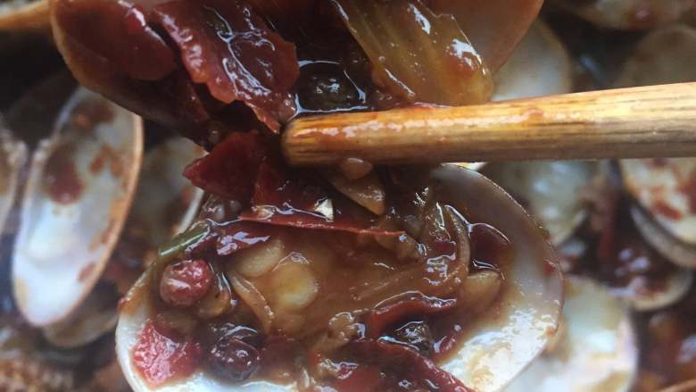 秘炒花甲,麻辣鲜香,来一口