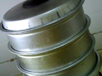 咸菜包子,冷<a style='color:red;display:inline-block;' href='/shicai/ 156925'>水</a>上锅,上汽后大火蒸15分钟,关火,继续焖5分钟
