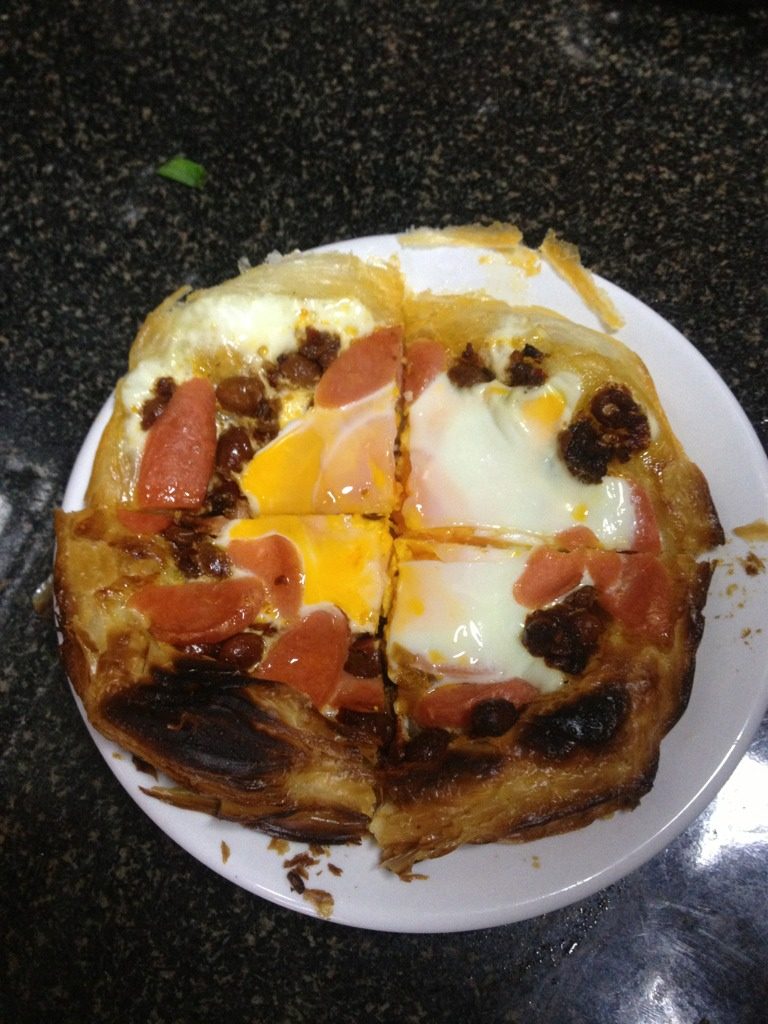 牛肉酱窝蛋披萨