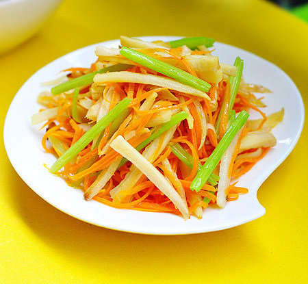 三丝炒藕  