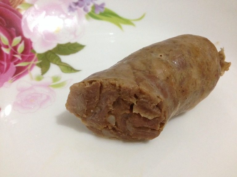 自制香肠,灌好的香肠可以现吃，也可以晾成风干肠