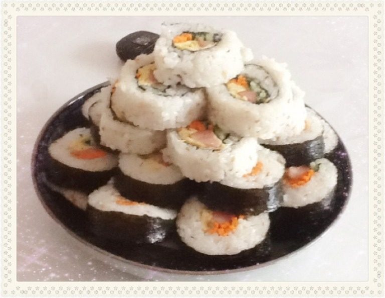 家庭版双色紫菜包饭