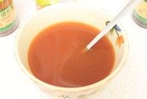 ［电饭煲版］红烧排骨,搅拌均匀后加入水，搅匀