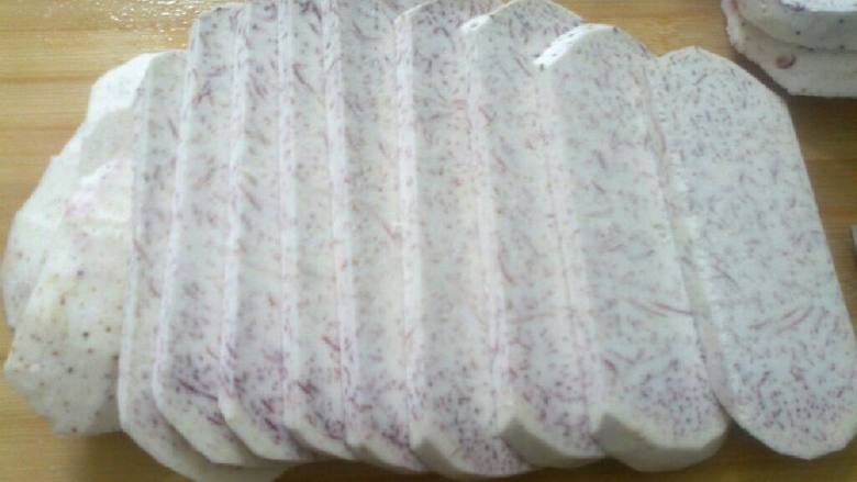 广西桂林恭城特色小吃-柚子叶粑,芋头片片