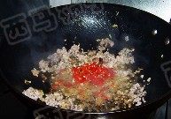 肉末酸豆角,加入<a style='color:red;display:inline-block;' href='/shicai/ 703'>泡椒</a>煸炒出红油