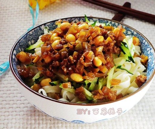 肉末榨菜黄豆面