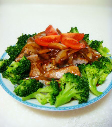 黑胡椒牛排饭