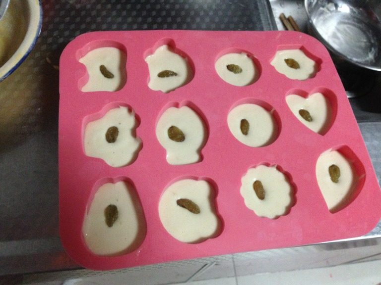 水果奶油蛋糕,如图:给宝贝做的小蛋糕
