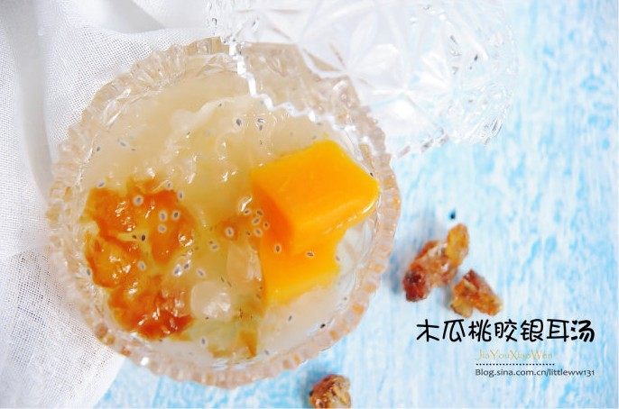 木瓜桃胶银耳汤