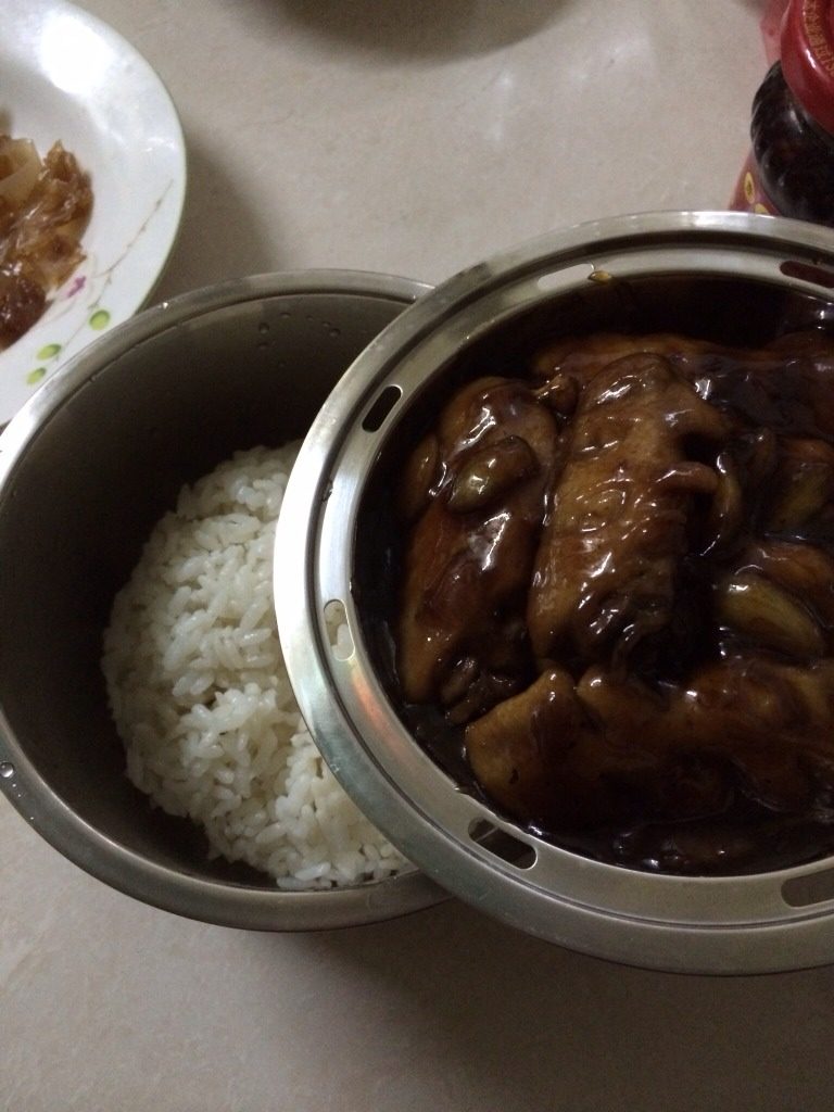 可乐鸡翅,配上白米饭
