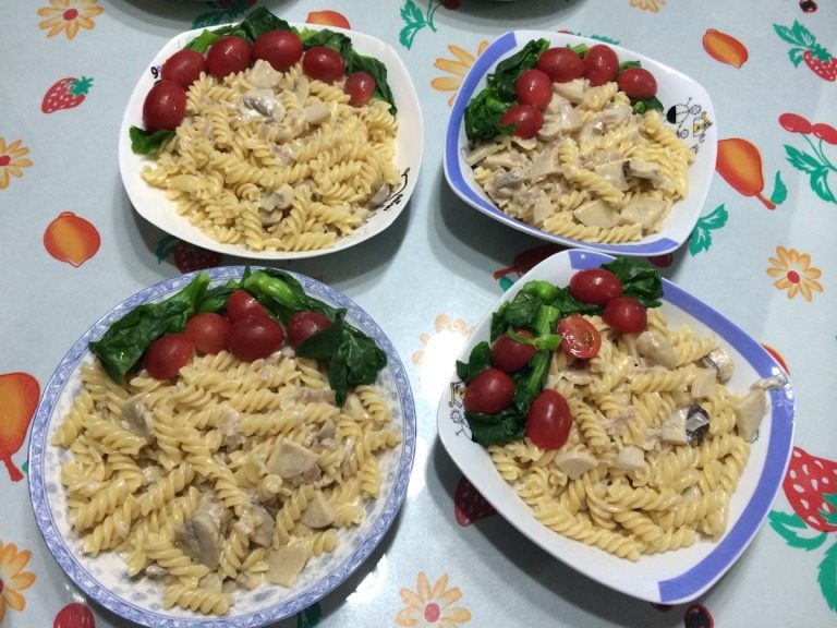 奶油蘑菇意面