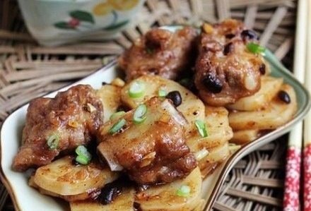 豆豉排骨年糕