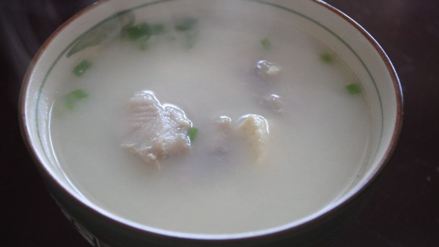 黑鱼豆腐汤