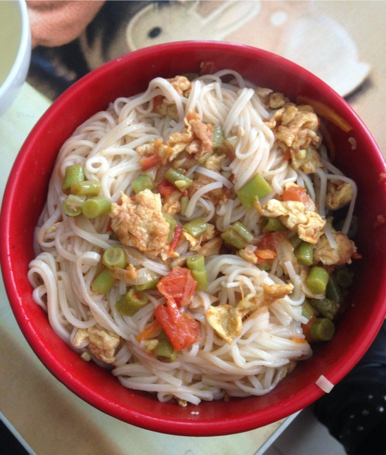 豆角鸡蛋臊子面