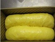 鸡蛋吐司,烤箱预热175℃烘烤,烤箱温度与时间视自家烤箱适当调整。