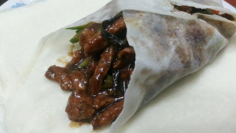京酱肉丝包饼