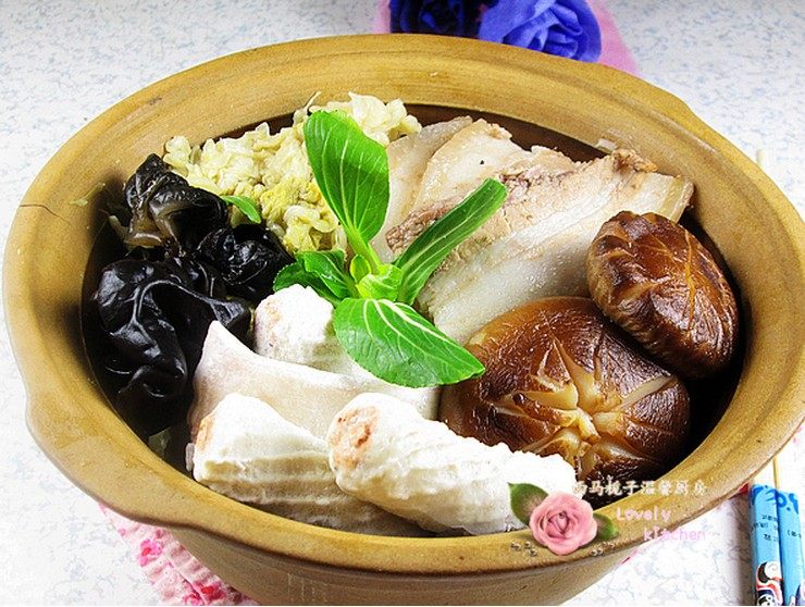 酸菜白肉火锅